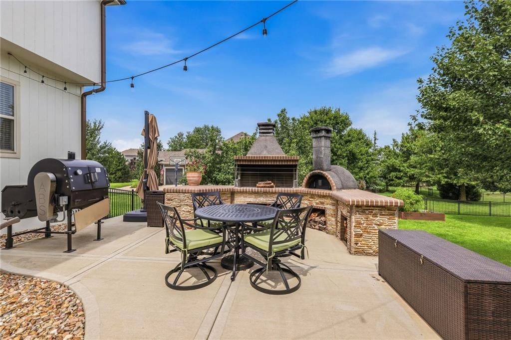 15309 Barton Street — photo 89