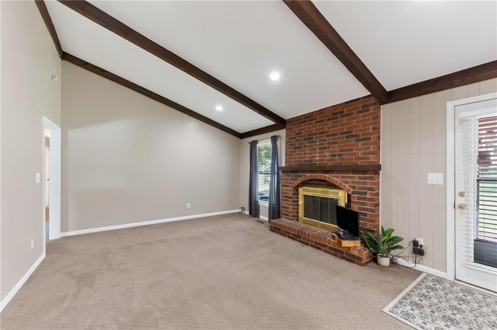 7401 N Strathbury Avenue — photo 13