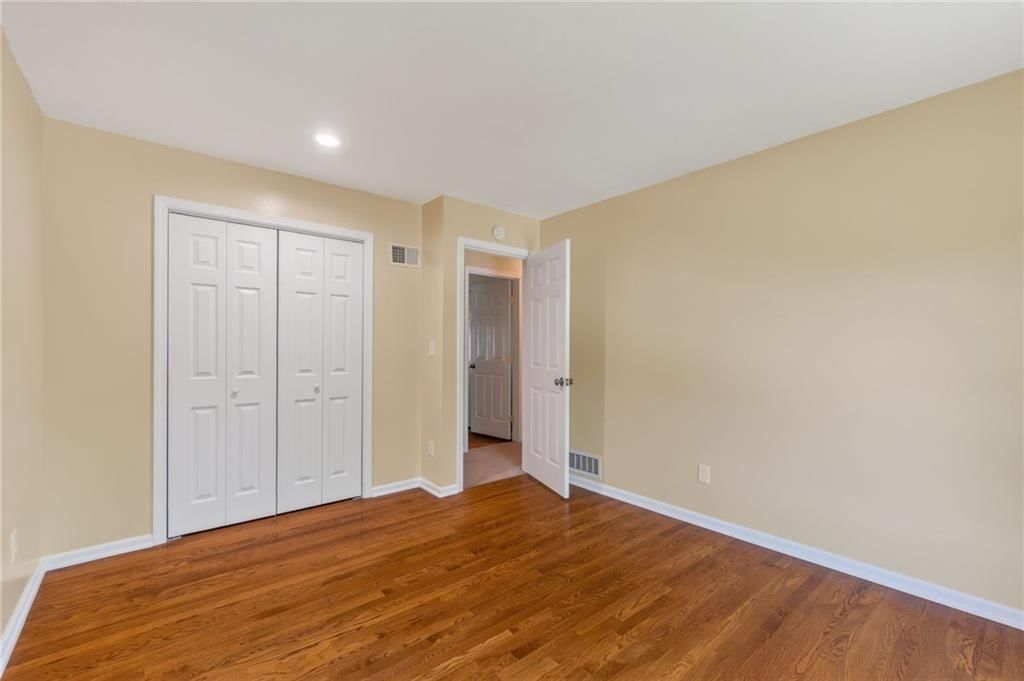 7401 N Strathbury Avenue — photo 21
