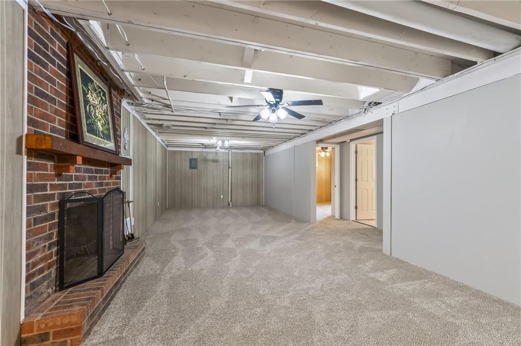 7401 N Strathbury Avenue — photo 25