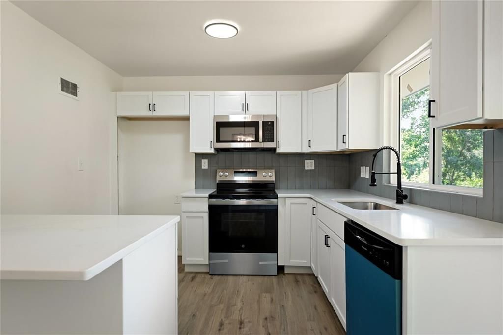 8105 E 91st Street — photo 10