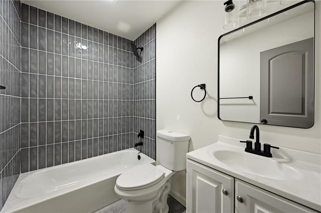 8105 E 91st Street — photo 11
