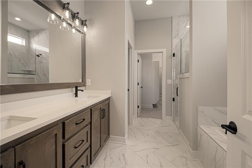 1152 SW Whitby Drive — photo 18