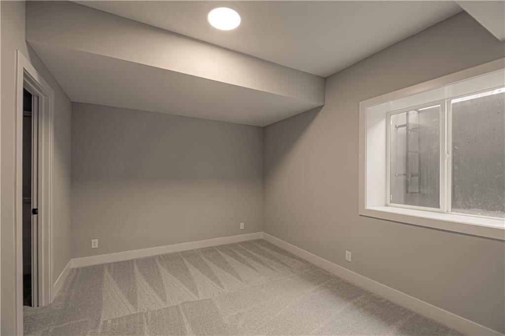 1152 SW Whitby Drive — photo 33