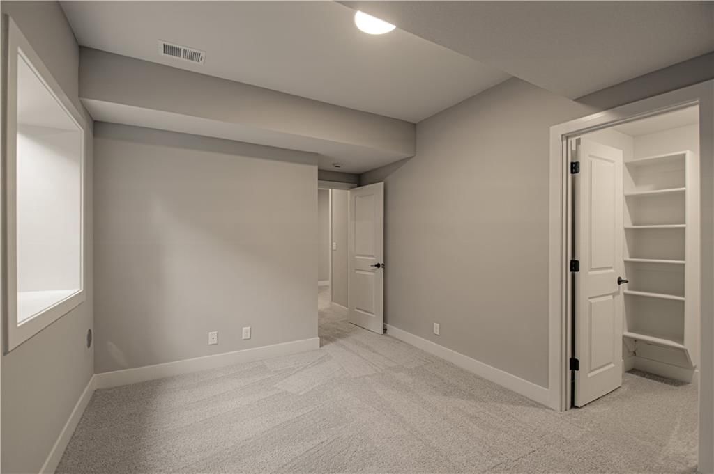 1152 SW Whitby Drive — photo 34