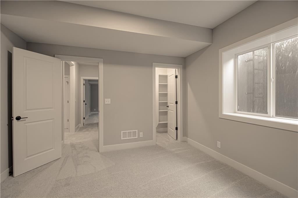1152 SW Whitby Drive — photo 38