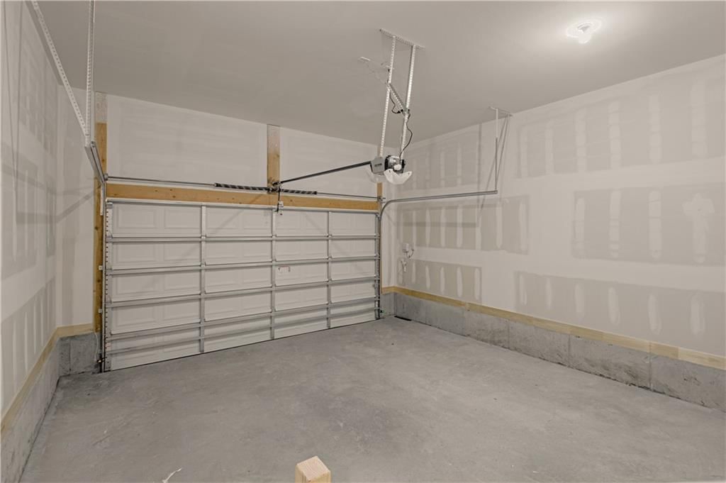 1152 SW Whitby Drive — photo 40