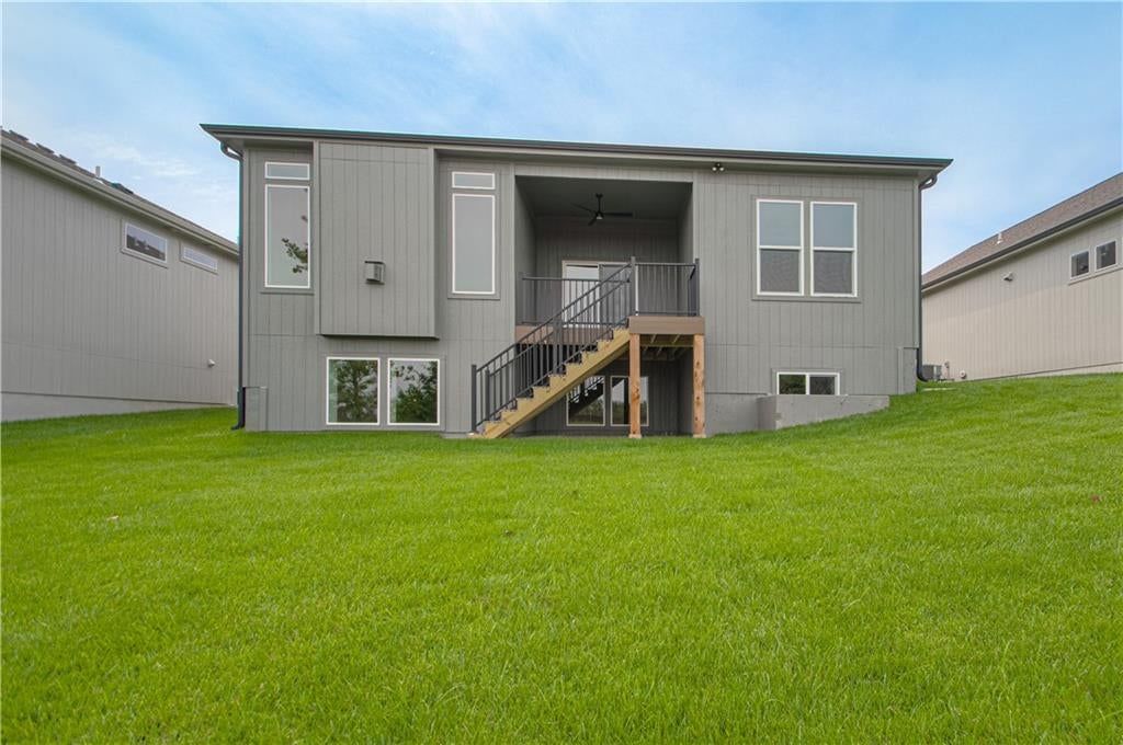 Deck, composite deck and covered patio at 1152 SW Whitby Drive, Lee's Summit, MO 64083