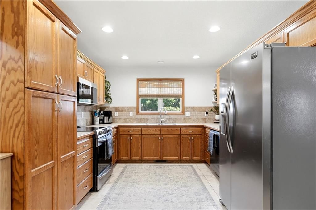 511 N Rebecca Lane — photo 8