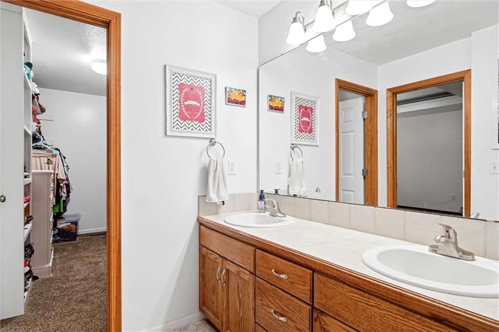 511 N Rebecca Lane — photo 16