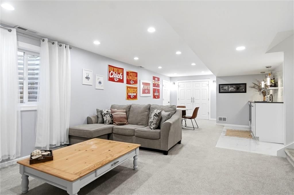 511 N Rebecca Lane — photo 28