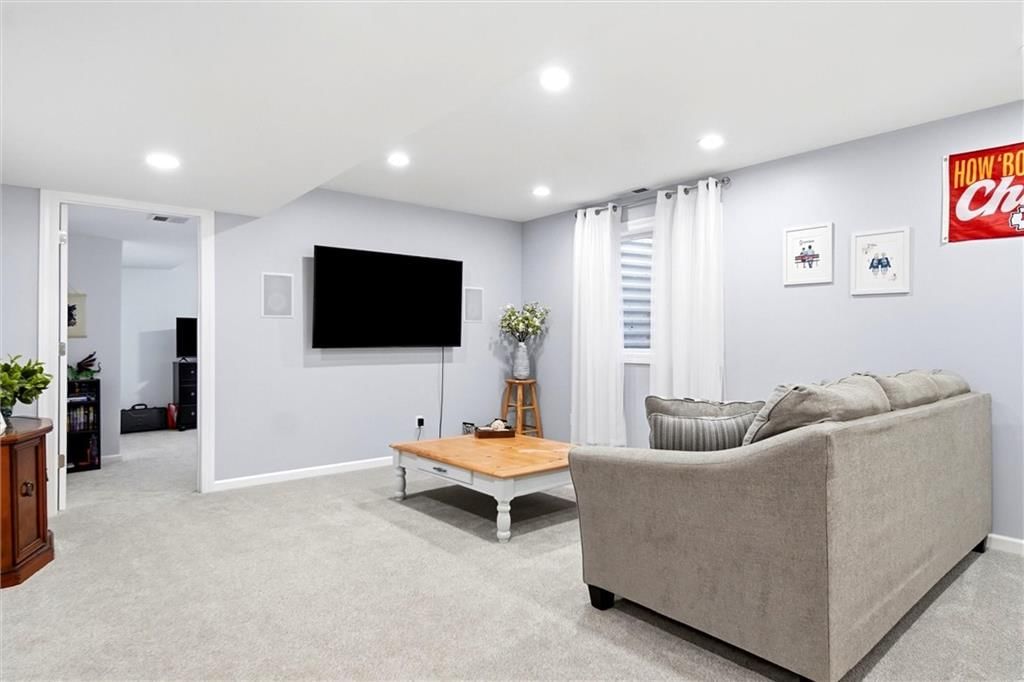 511 N Rebecca Lane — photo 29