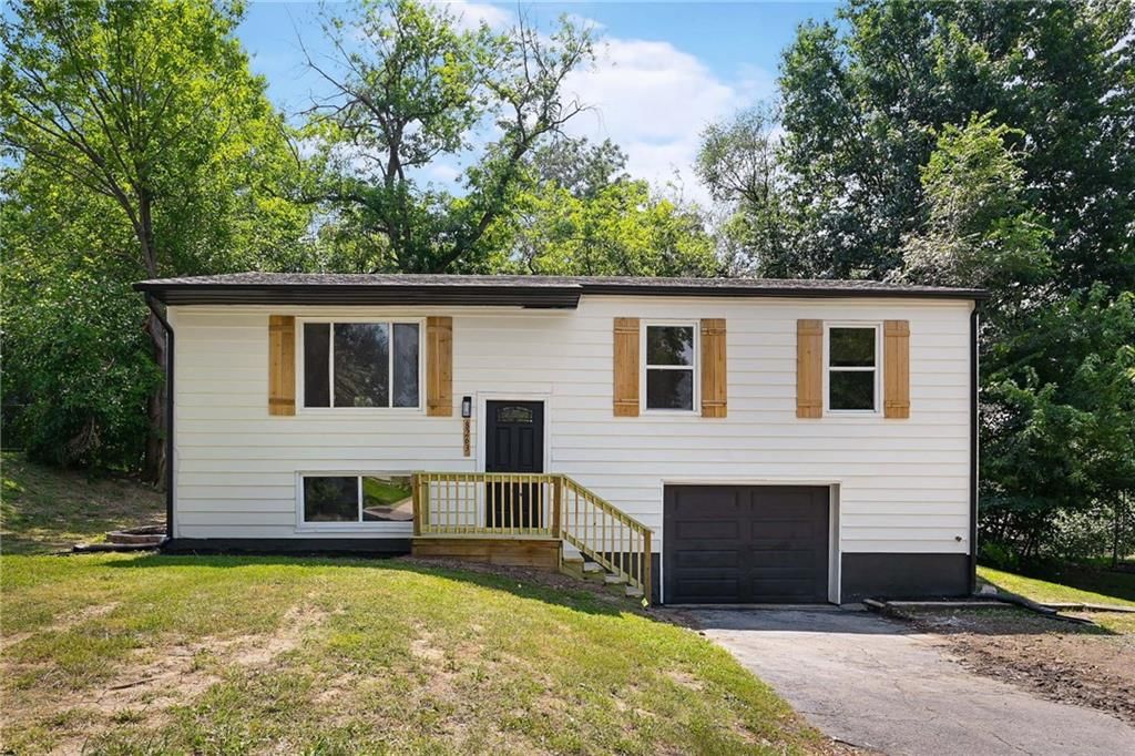 8263 Barnett Avenue — photo 1