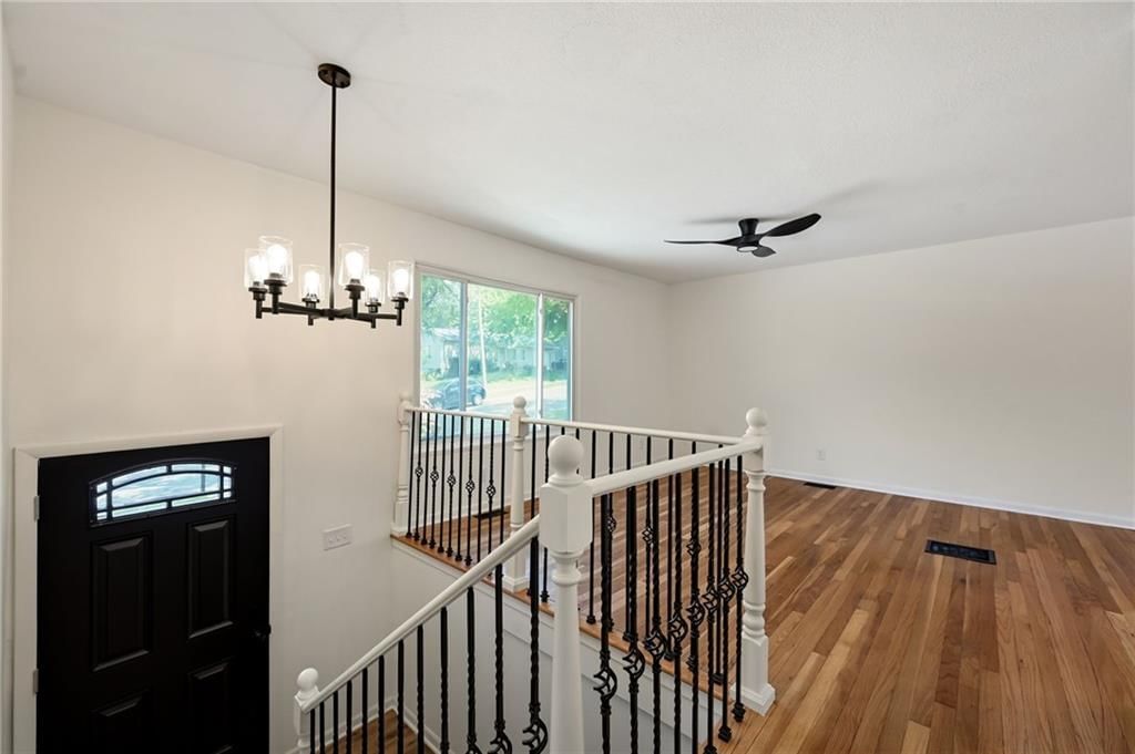 8263 Barnett Avenue — photo 3
