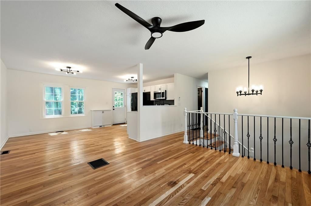8263 Barnett Avenue — photo 5