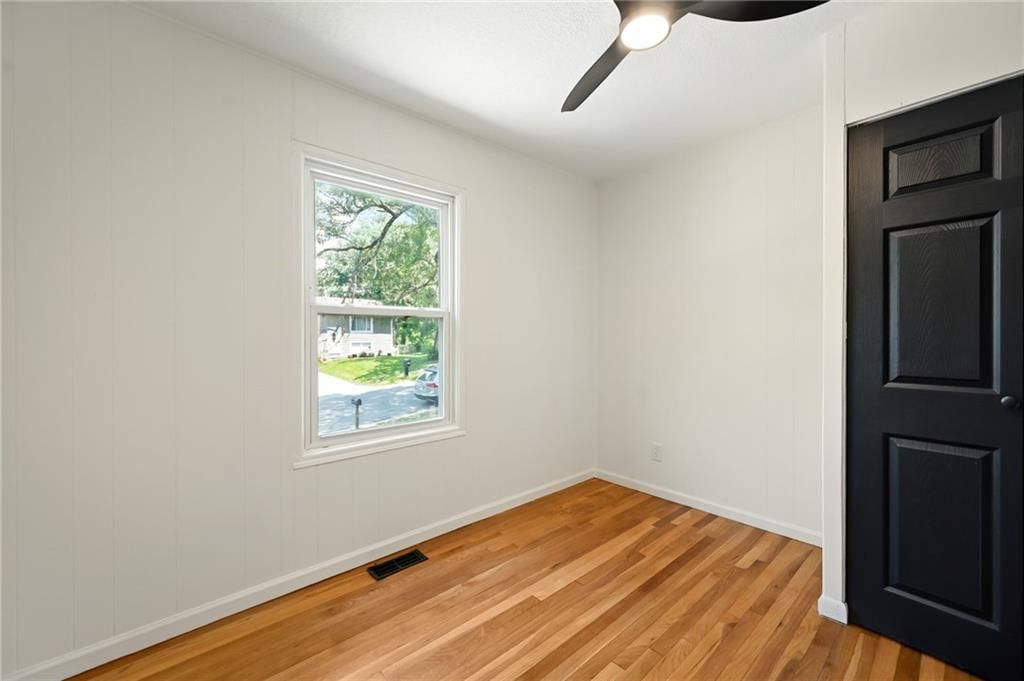 8263 Barnett Avenue — photo 14