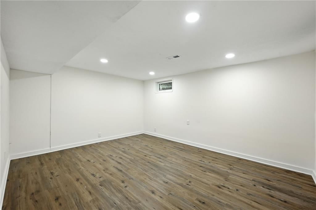 8263 Barnett Avenue — photo 16