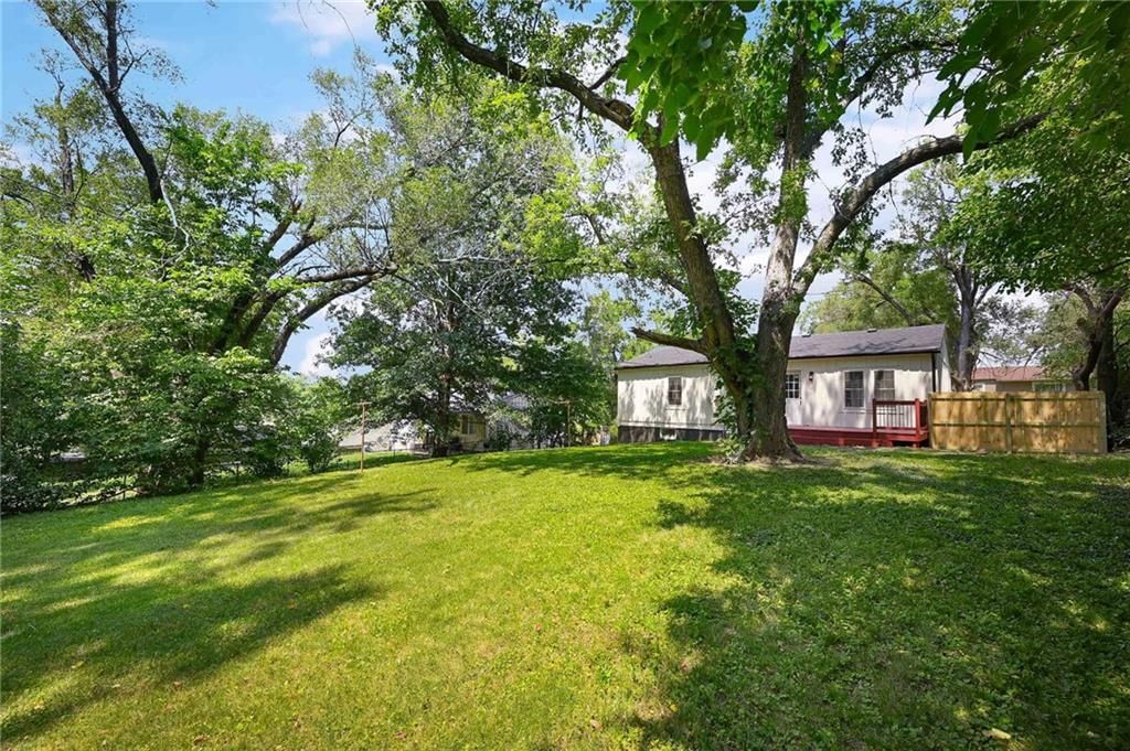8263 Barnett Avenue — photo 20