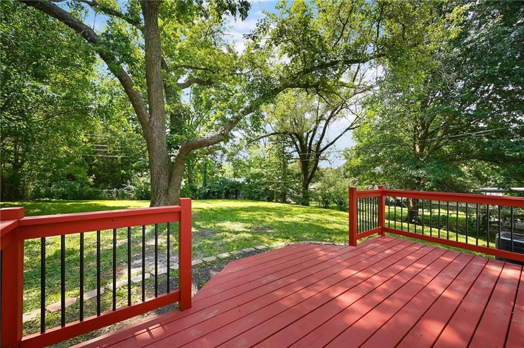 8263 Barnett Avenue — photo 21