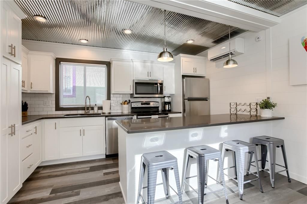 7607 Jefferson Street — photo 7