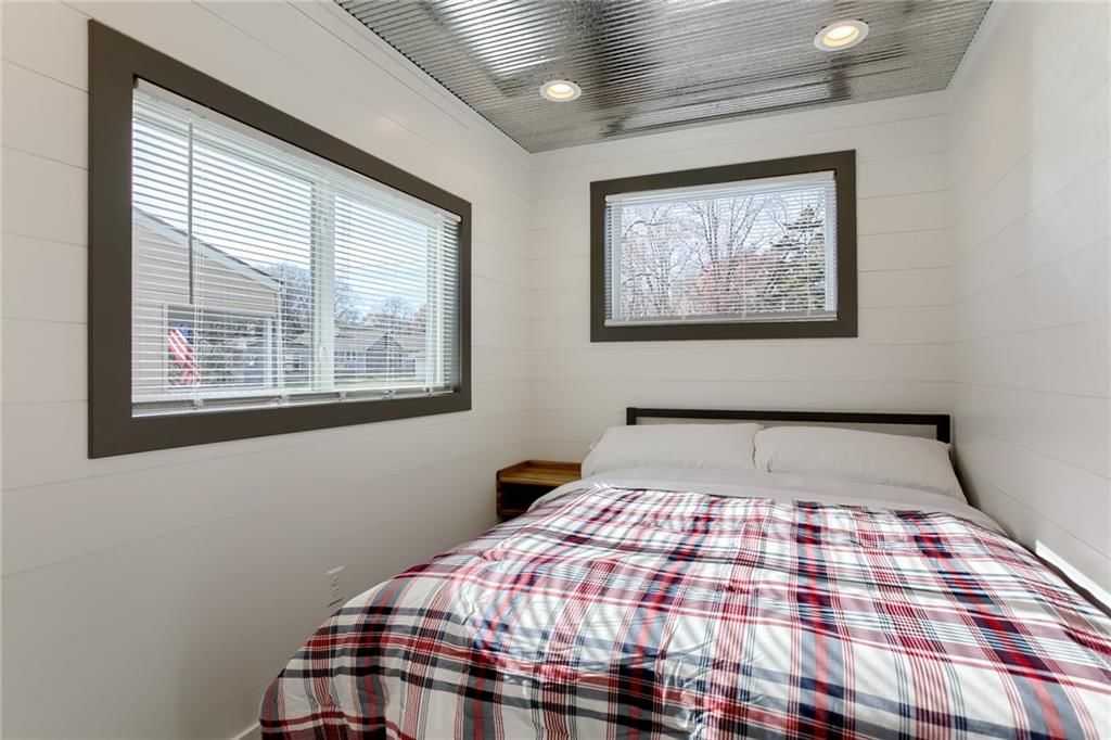 7607 Jefferson Street — photo 18