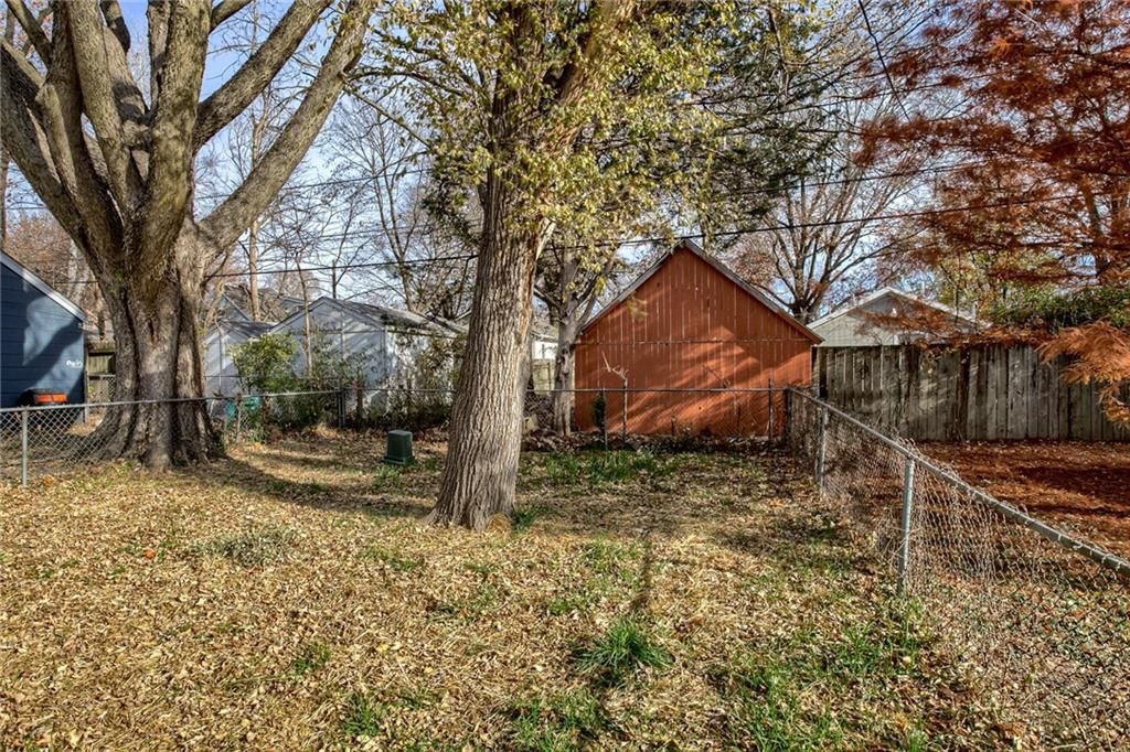 7607 Jefferson Street — photo 26