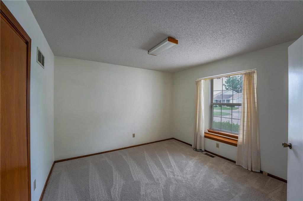 5209 S Megan Drive — photo 18