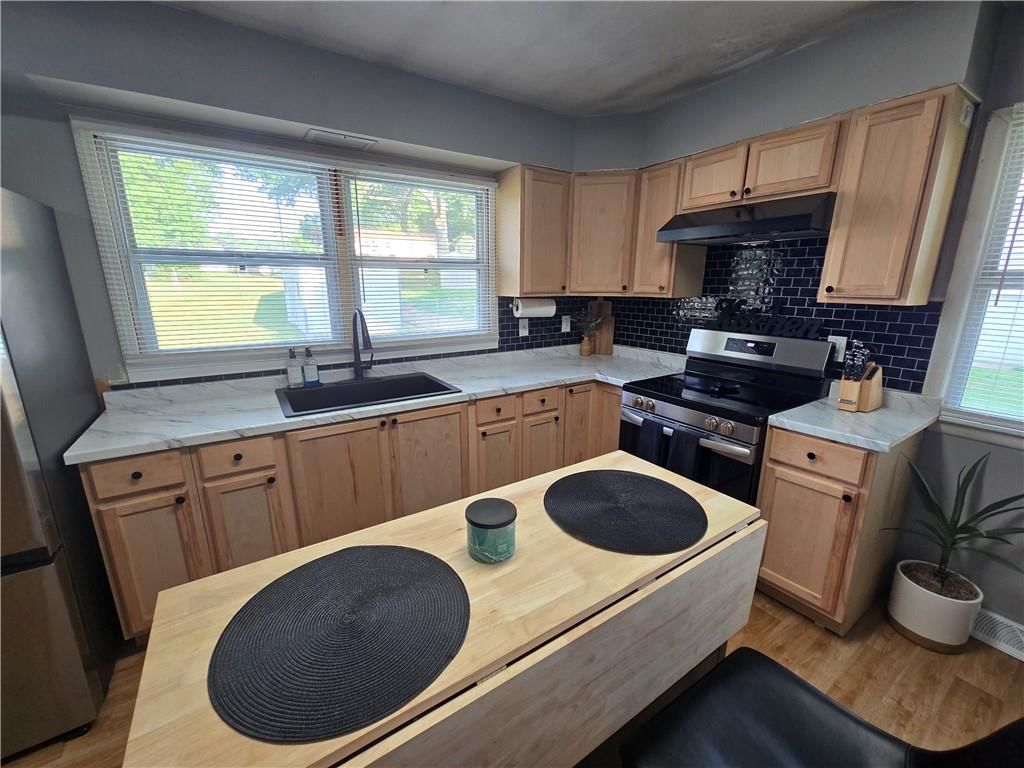 607 May Street — photo 9