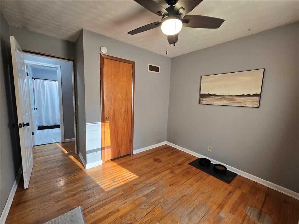 607 May Street — photo 23