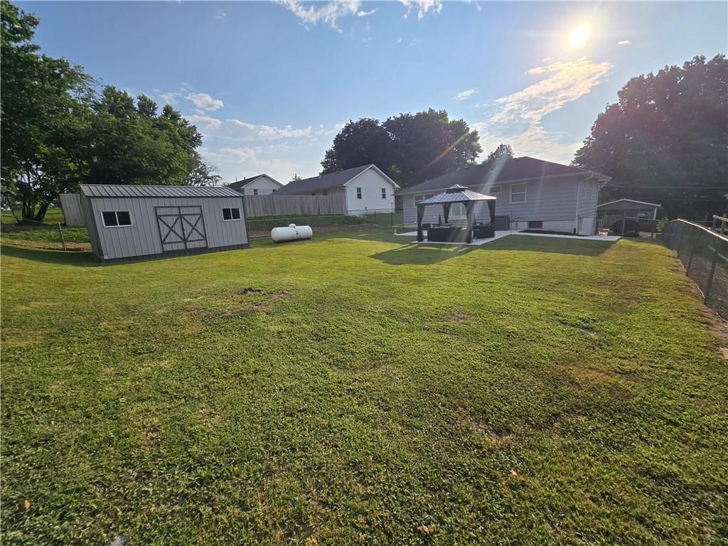 607 May Street — photo 40