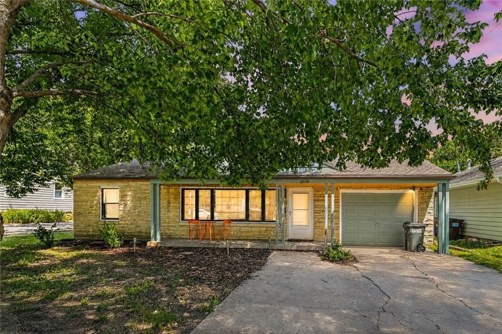 2038 Tennessee Street — photo 1