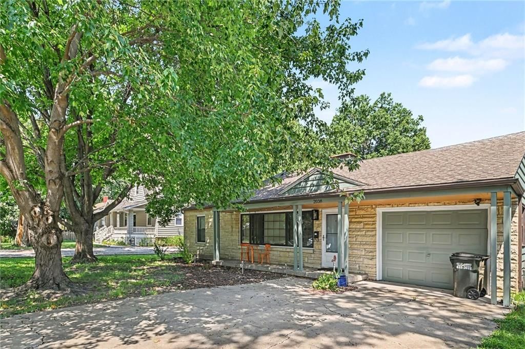 2038 Tennessee Street — photo 4