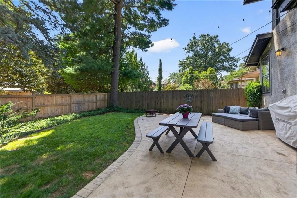 5801 Charlotte Street — photo 4