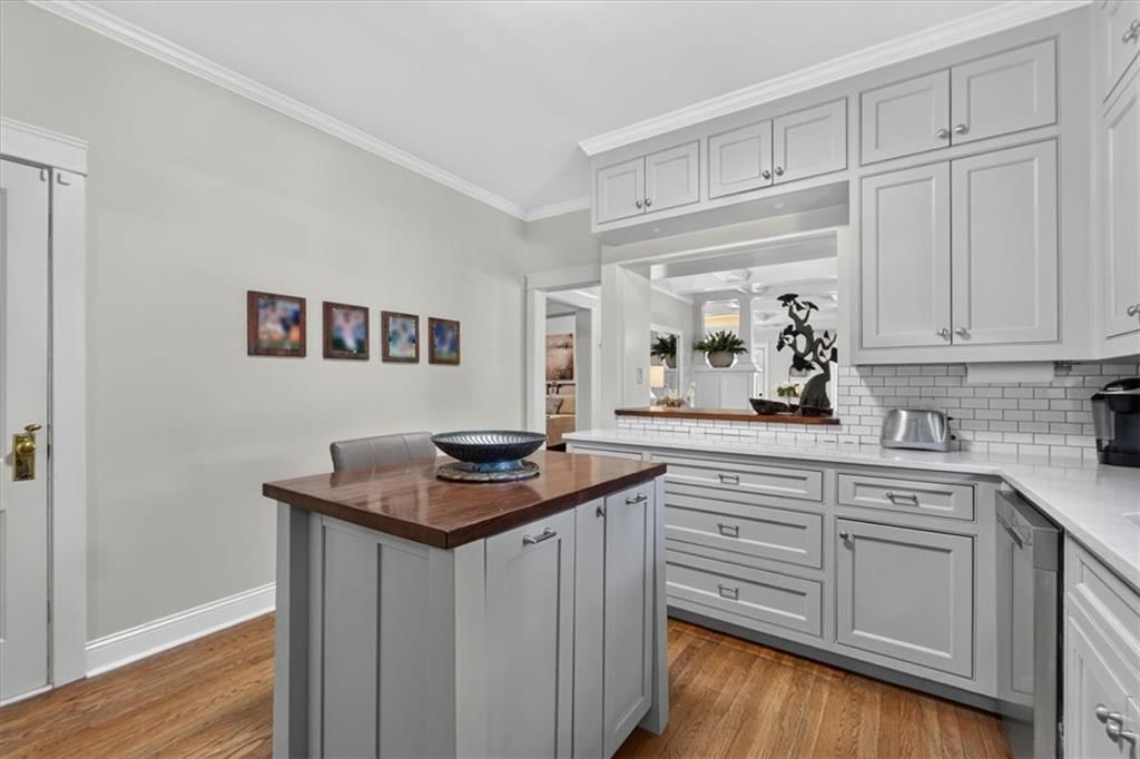 5801 Charlotte Street — photo 22