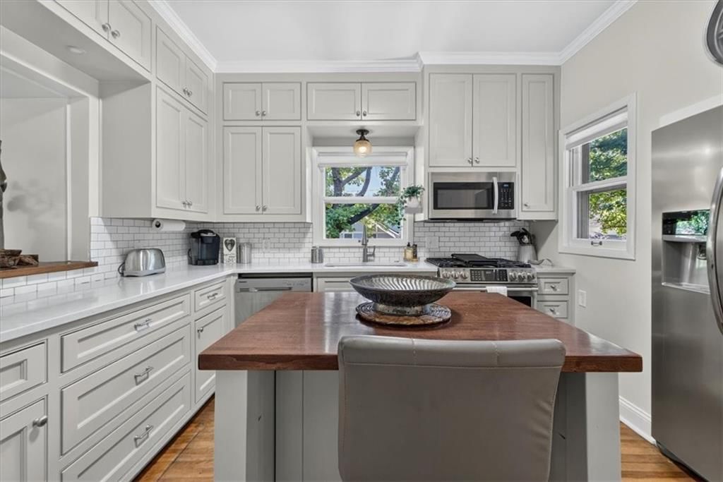 5801 Charlotte Street — photo 24
