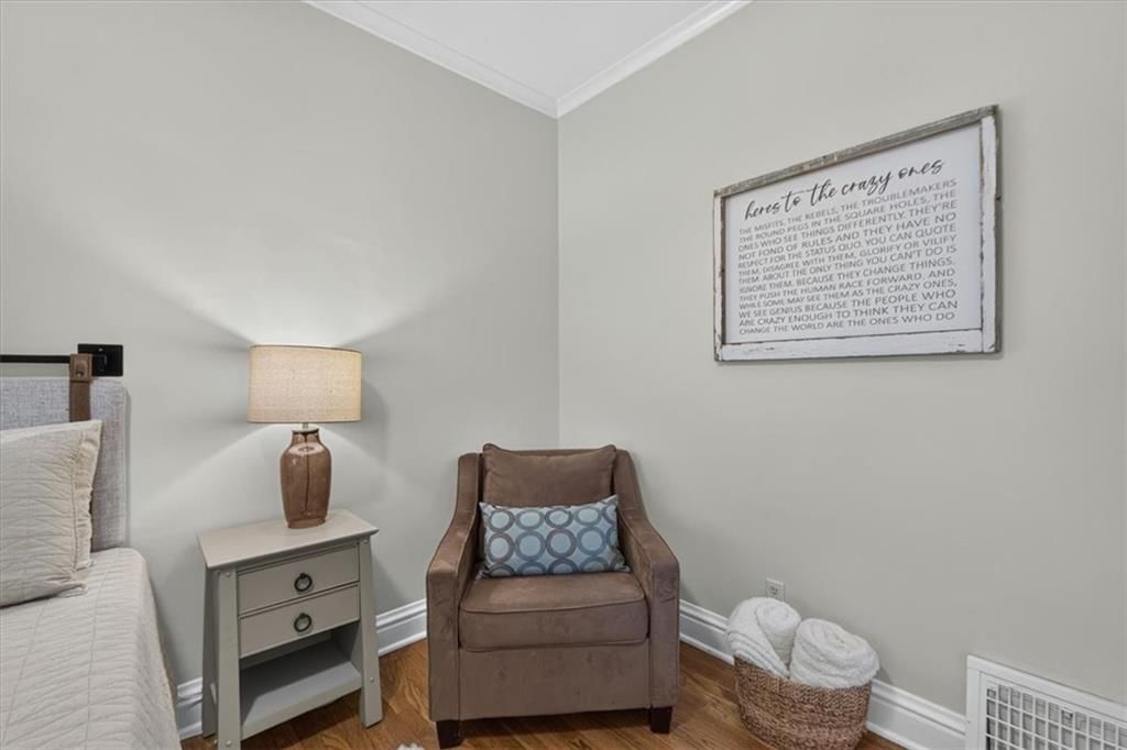 5801 Charlotte Street — photo 31