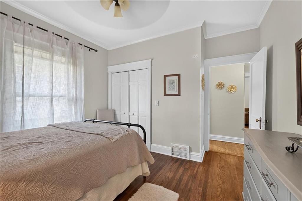 5801 Charlotte Street — photo 36