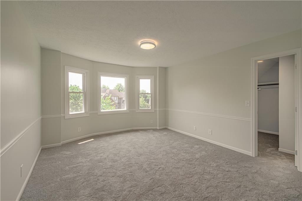 2452 NW Valley View Drive — photo 20