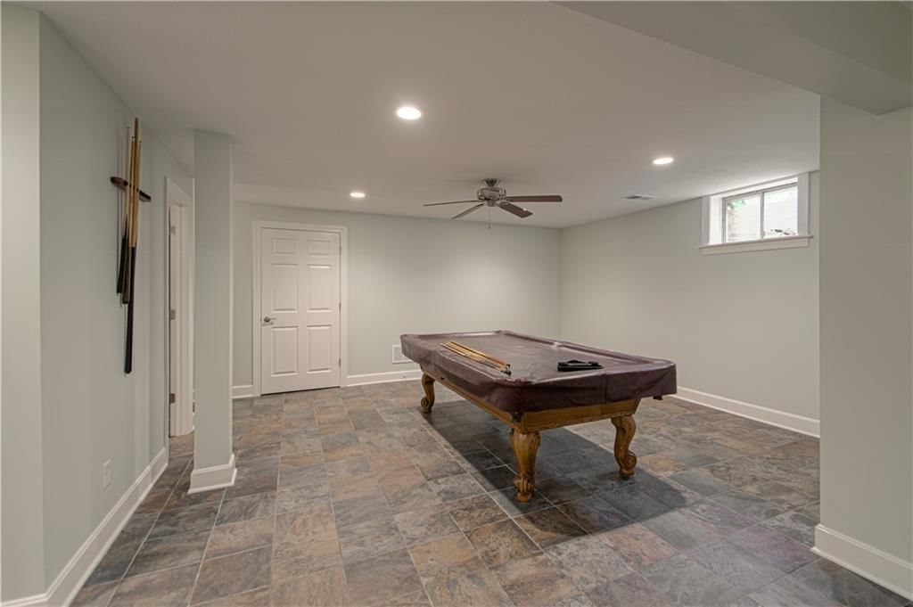 2452 NW Valley View Drive — photo 31