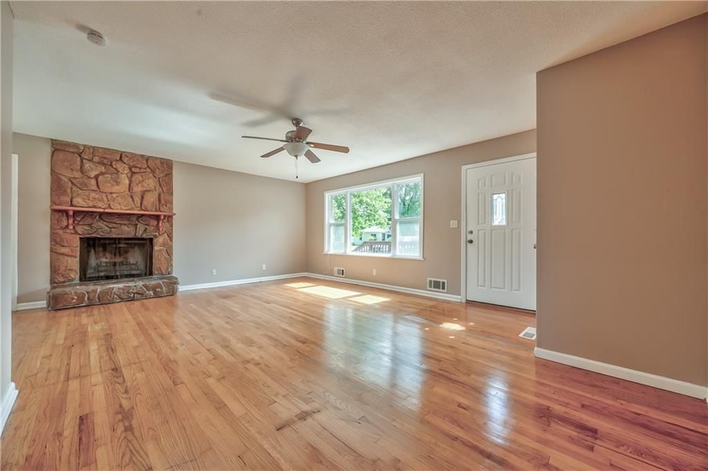 5226 Garner Lane — photo 3