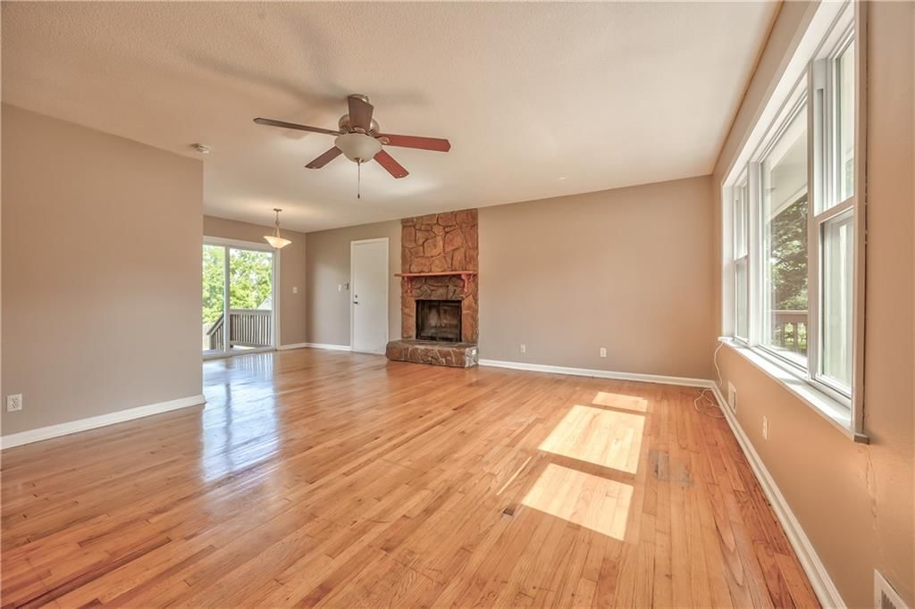5226 Garner Lane — photo 4