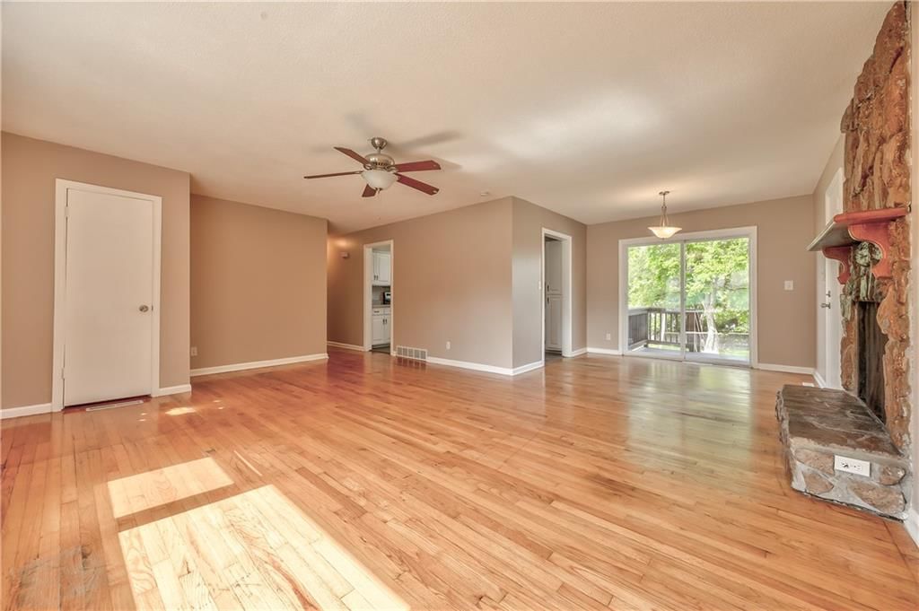 5226 Garner Lane — photo 5