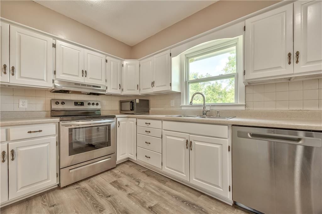 5226 Garner Lane — photo 9