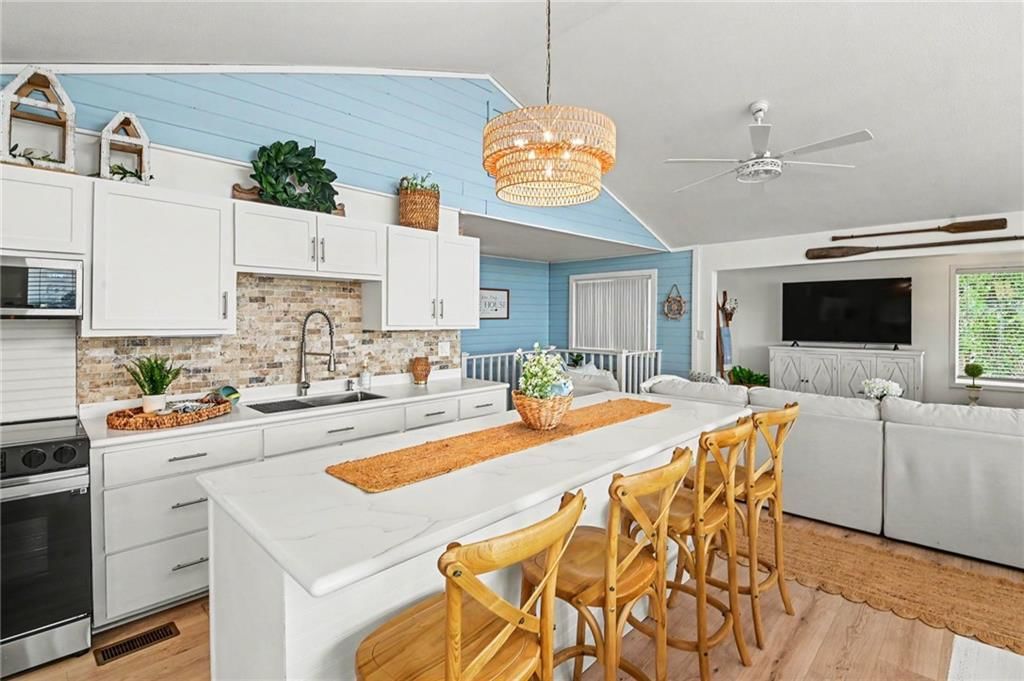 137 Schoonover Drive — photo 37