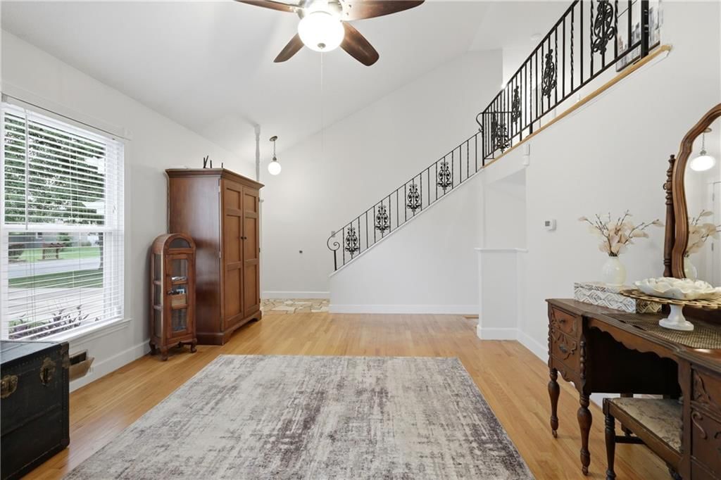 1611 NE 50th Street — photo 3