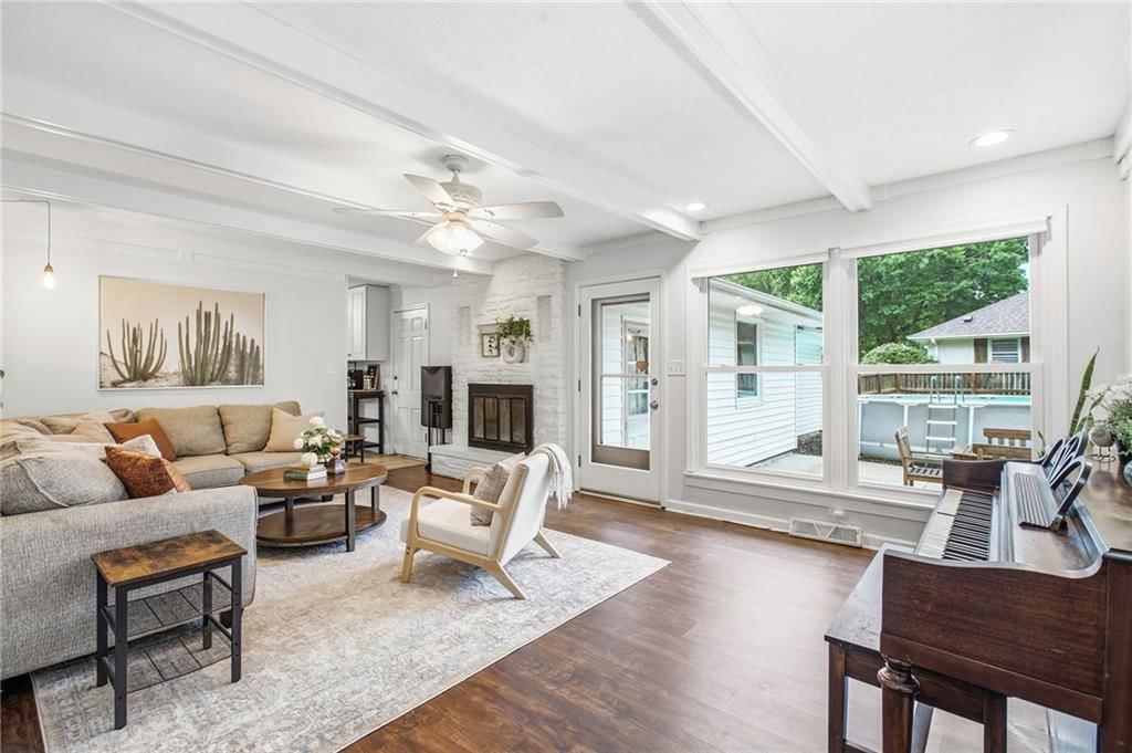 10915 Elmwood Drive — photo 14