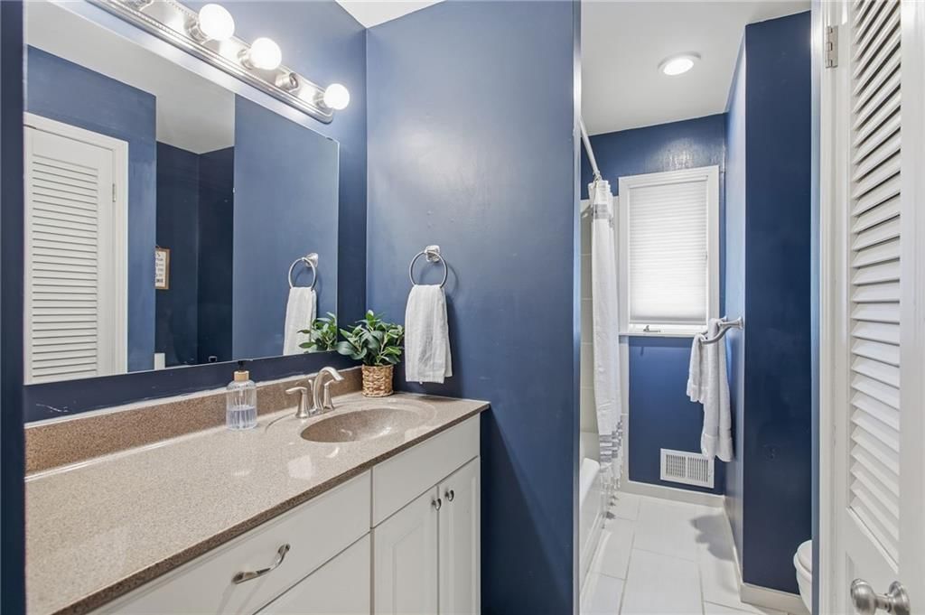 10915 Elmwood Drive — photo 16