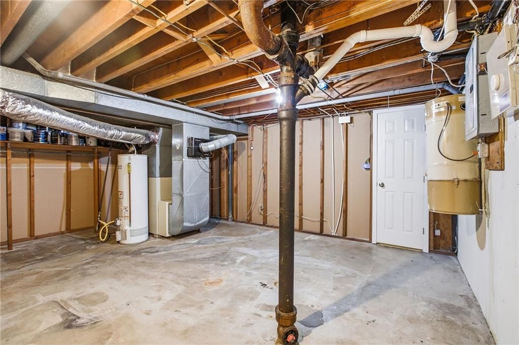 10915 Elmwood Drive — photo 37