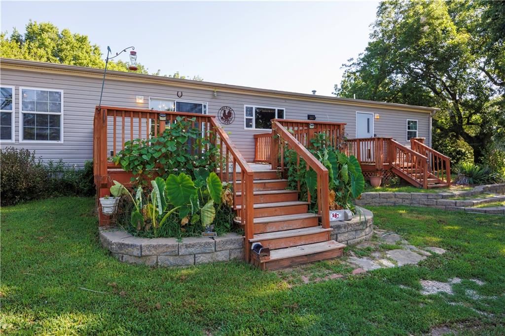 599 Kanza Road — photo 16
