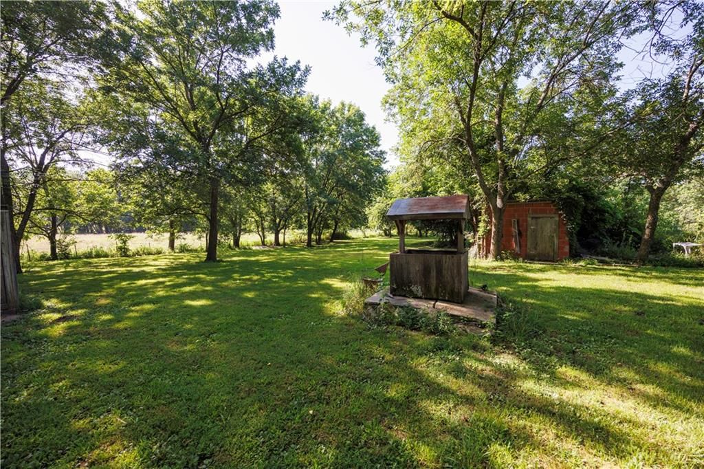 599 Kanza Road — photo 46